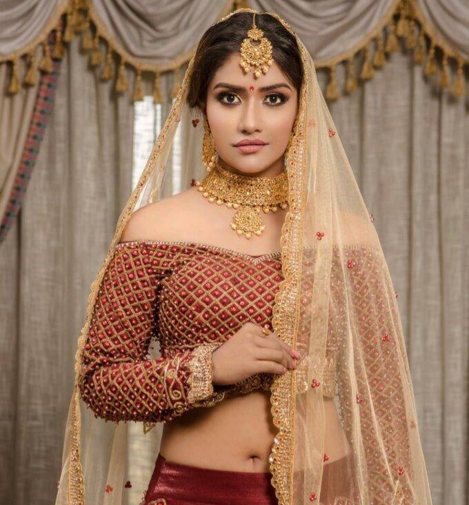 Ashma-Giri_actor_actress_model-film_musicvideo_ArtistNepal-10--681x1024